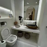 White Jacuzzi Апартаменты Иос