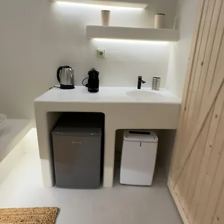 White Jacuzzi *