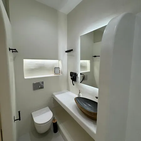 White Jacuzzi *