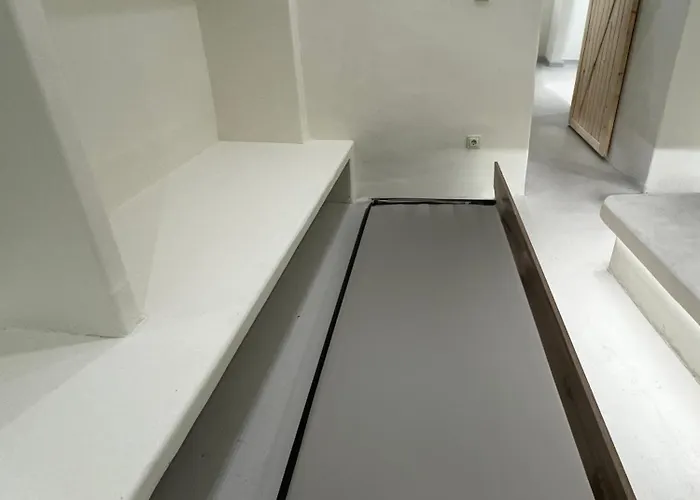 White Jacuzzi Lägenhet Ios